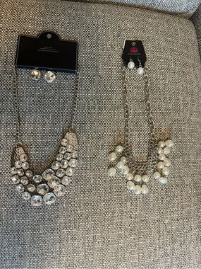 NWT Lot of 2 paparazzi Silver Pearl Cluster Bib Necklace with Matching earrings